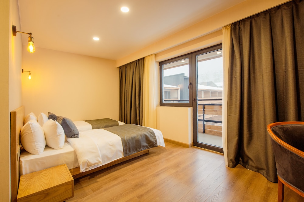 Bakuriani Inn 7/38