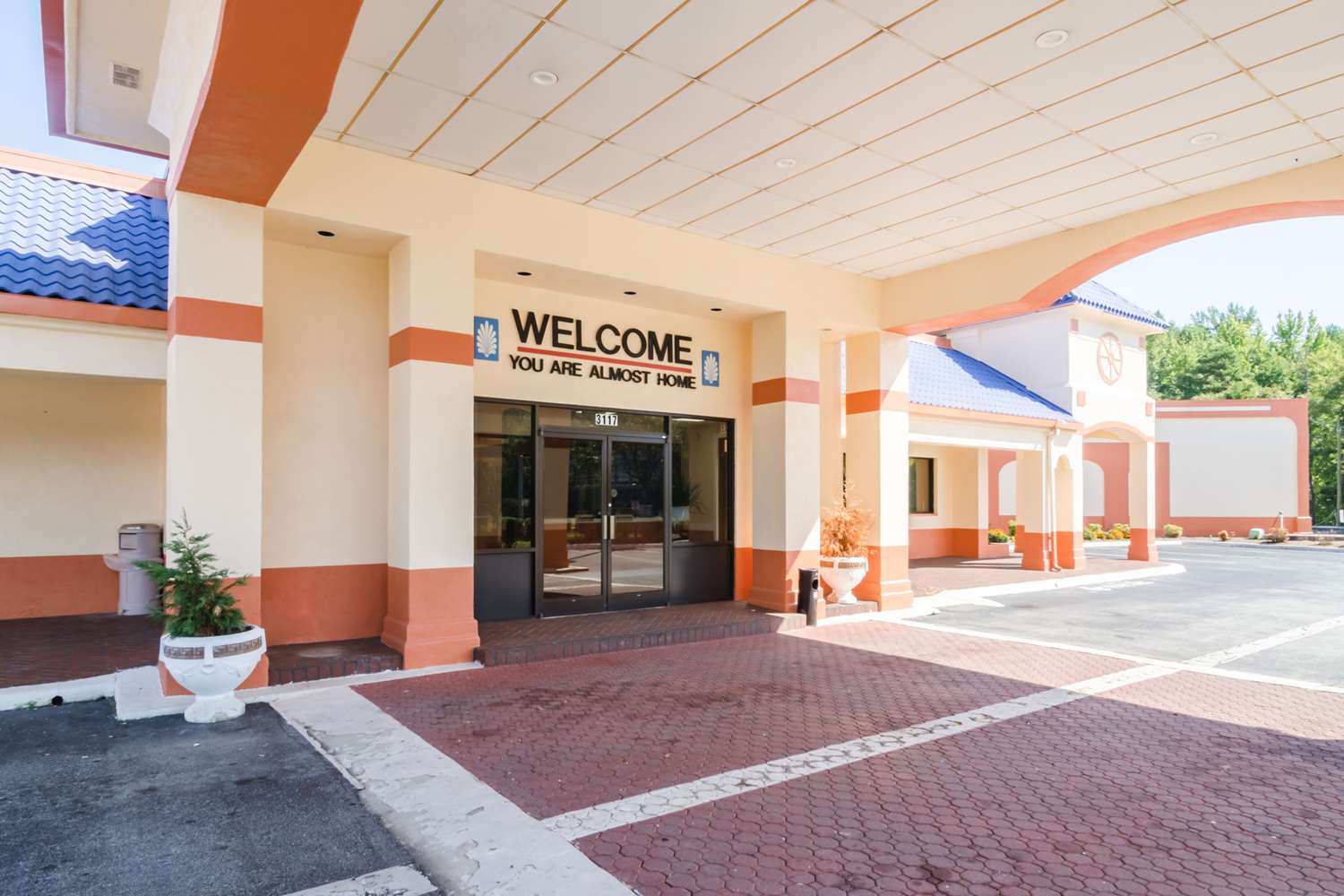 OYO hotel Greensboro east I 40 23/25