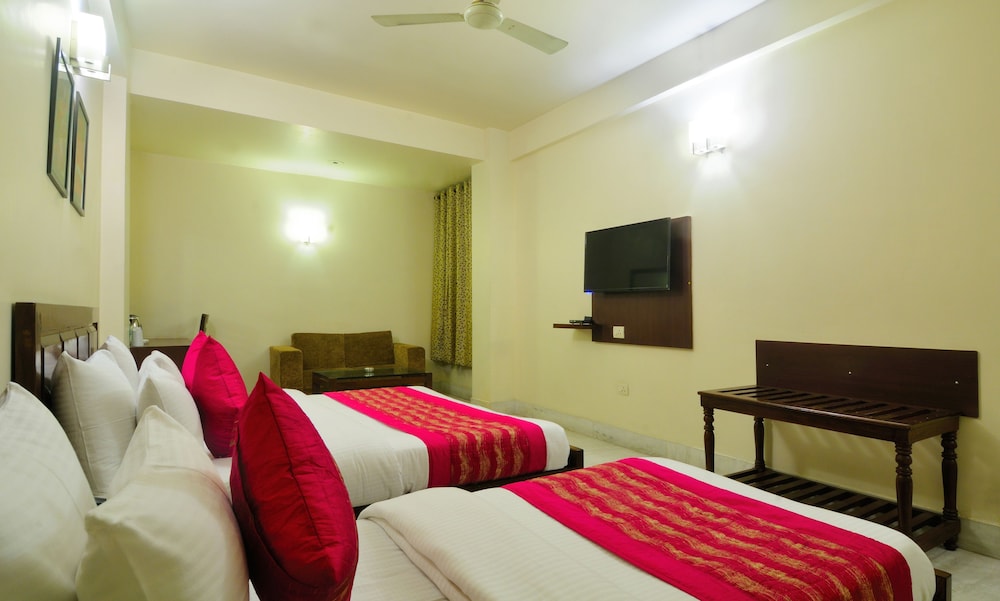 Oyo 11352 Hotel Shanti Villa 19/61
