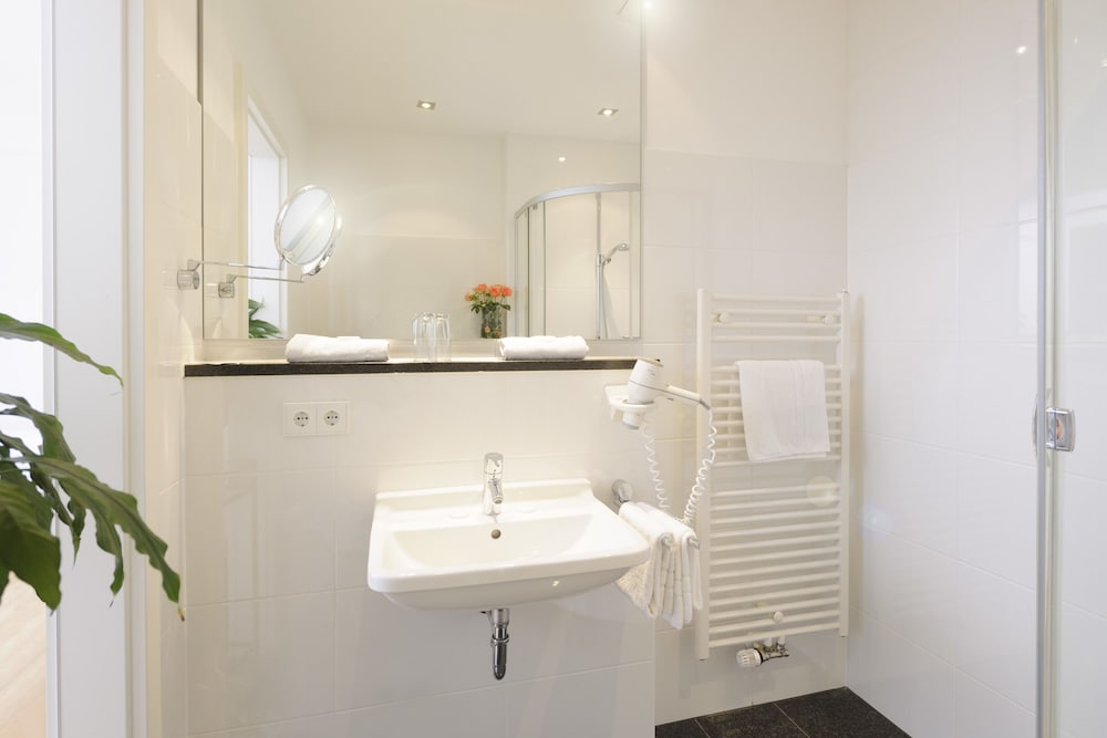 HOTEL AUGUSTINER TOR 14/55