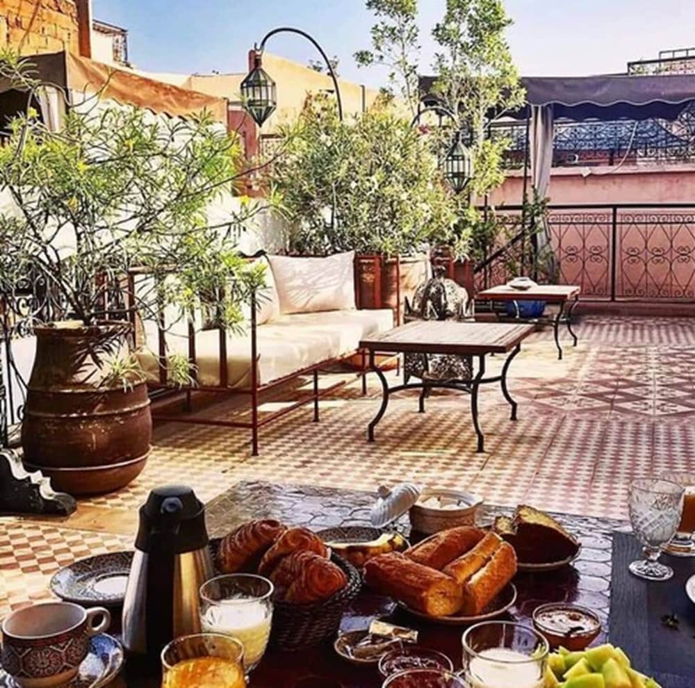 Riad Andalla 24/35