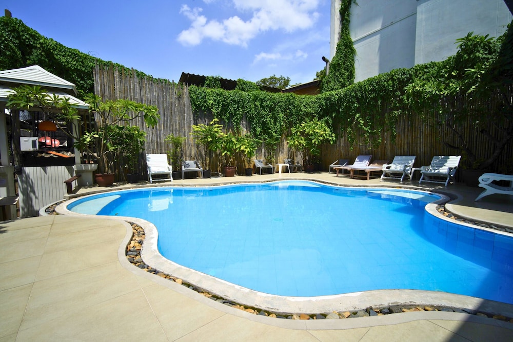 Wild Orchid Villa Bangkok 38/50