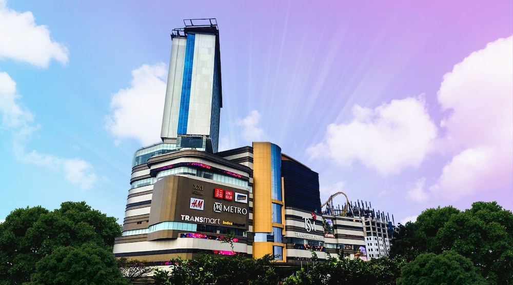 Trans Hotel Jakarta 4/50
