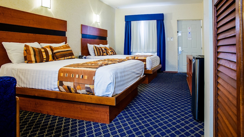 American Inn Hotel Suites Hidalgo Del Parral 24/45