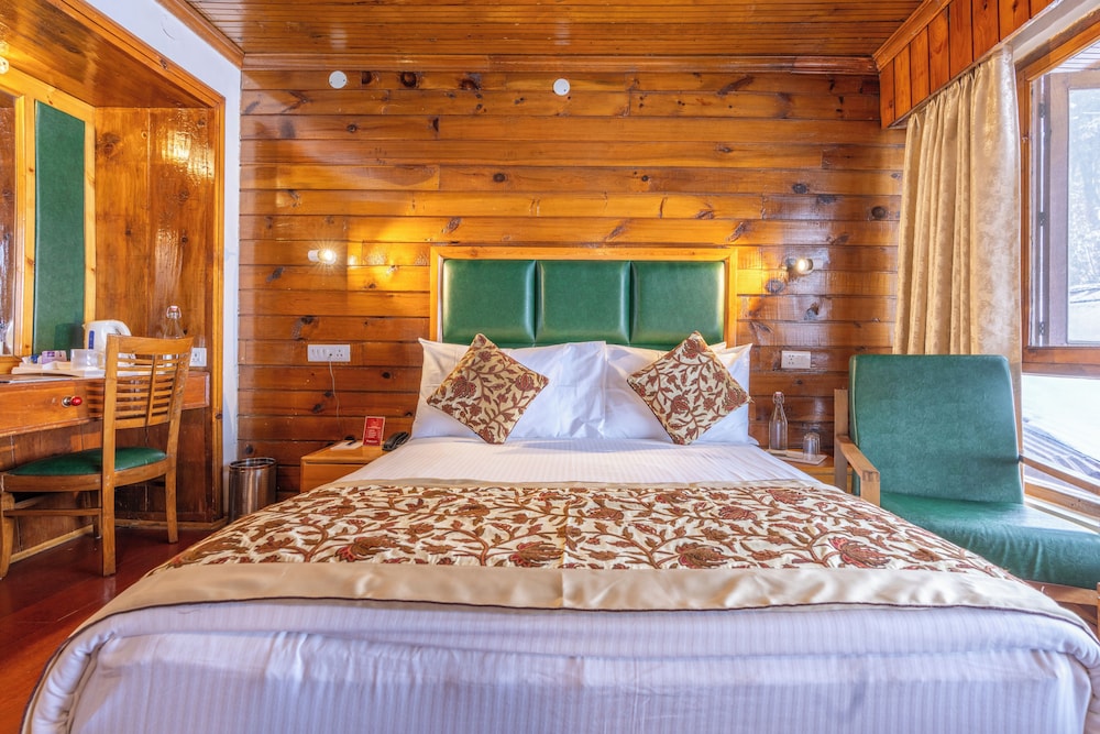 HEEVAN HOTEL 10/50