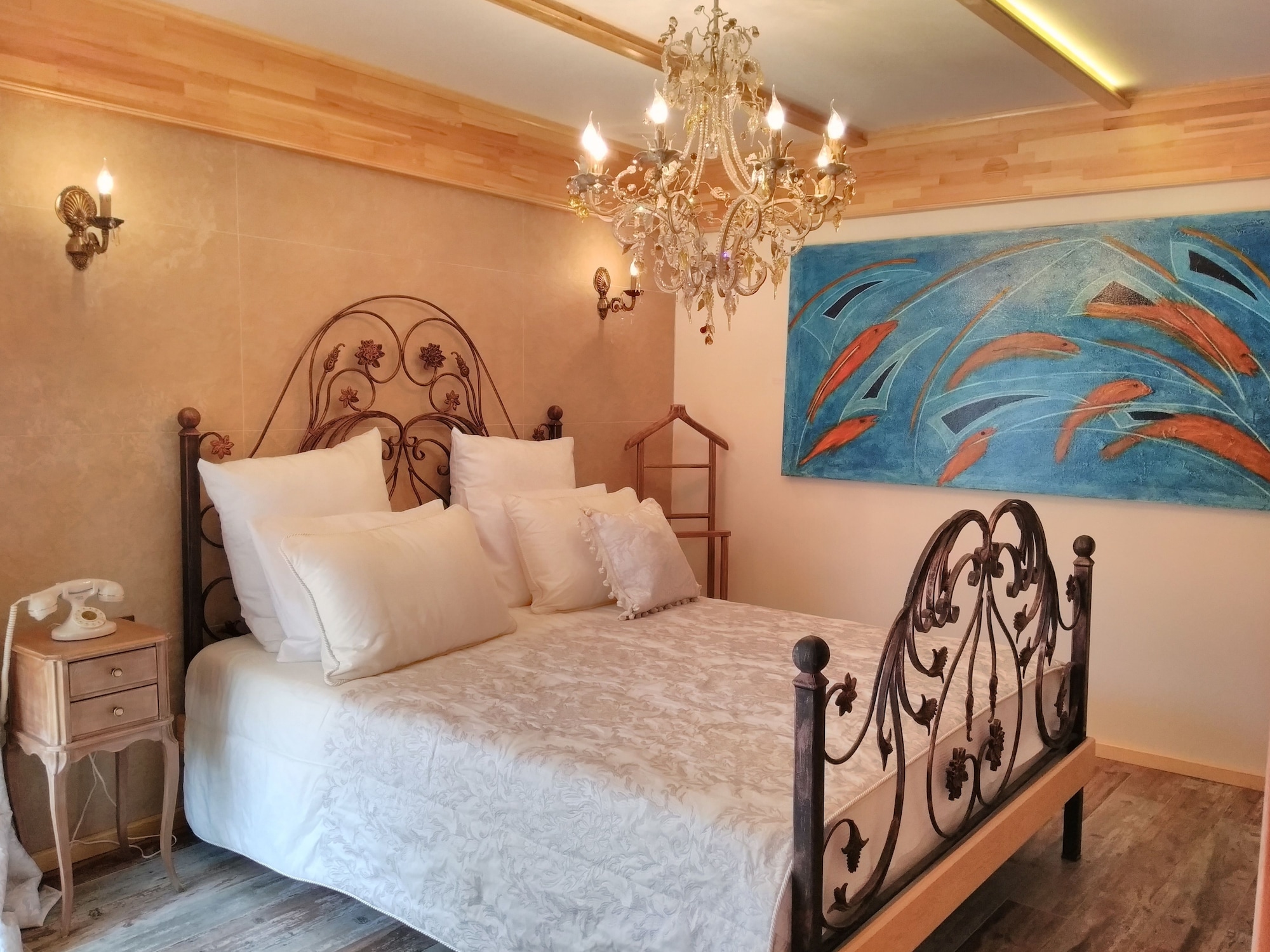 DELUXE, BALCONY