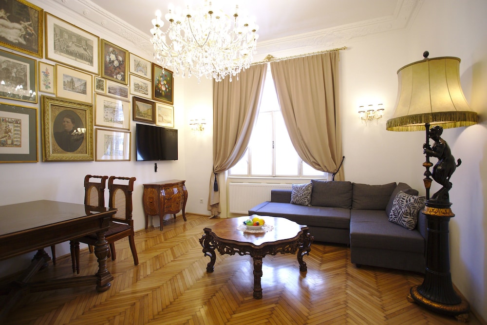7Th Heaven Vienna Center Apartments 31/44
