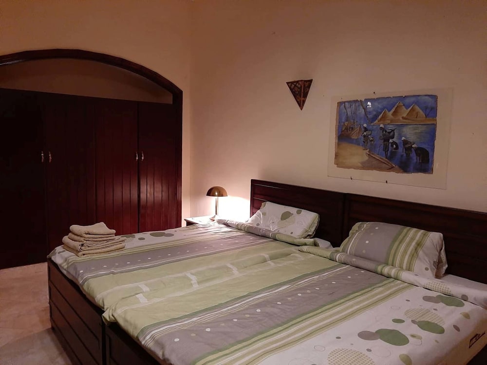 2 BEDROOMS, APARTMENT, POOL VIEW