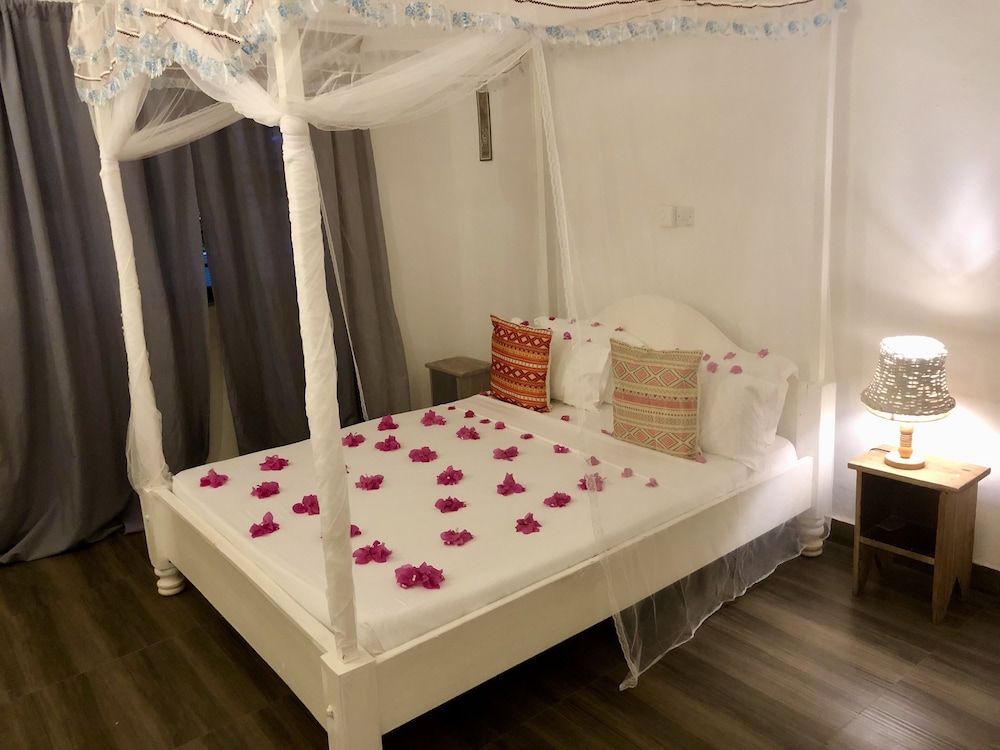 Bahati Villa 10/50