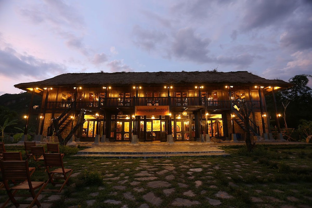 Mai Chau Ecolodge 2/72