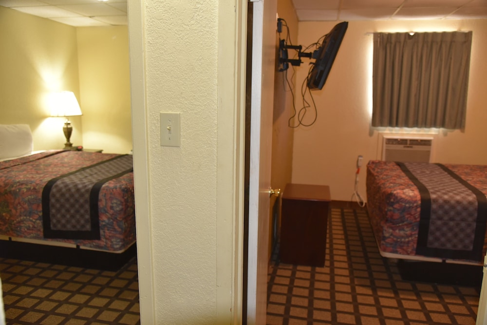 Extended Stay Snyder 14/51