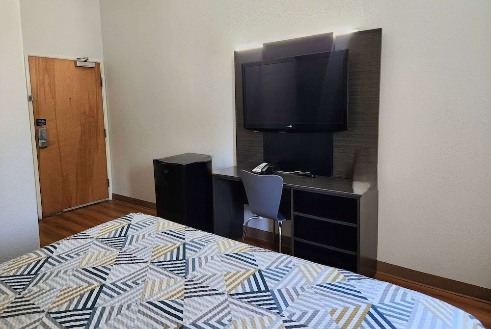Motel6 San Antonio Tx Airport 45/60