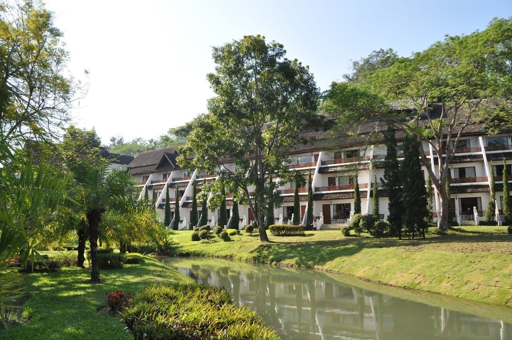 Suan Bua Hotel Resort 40/48
