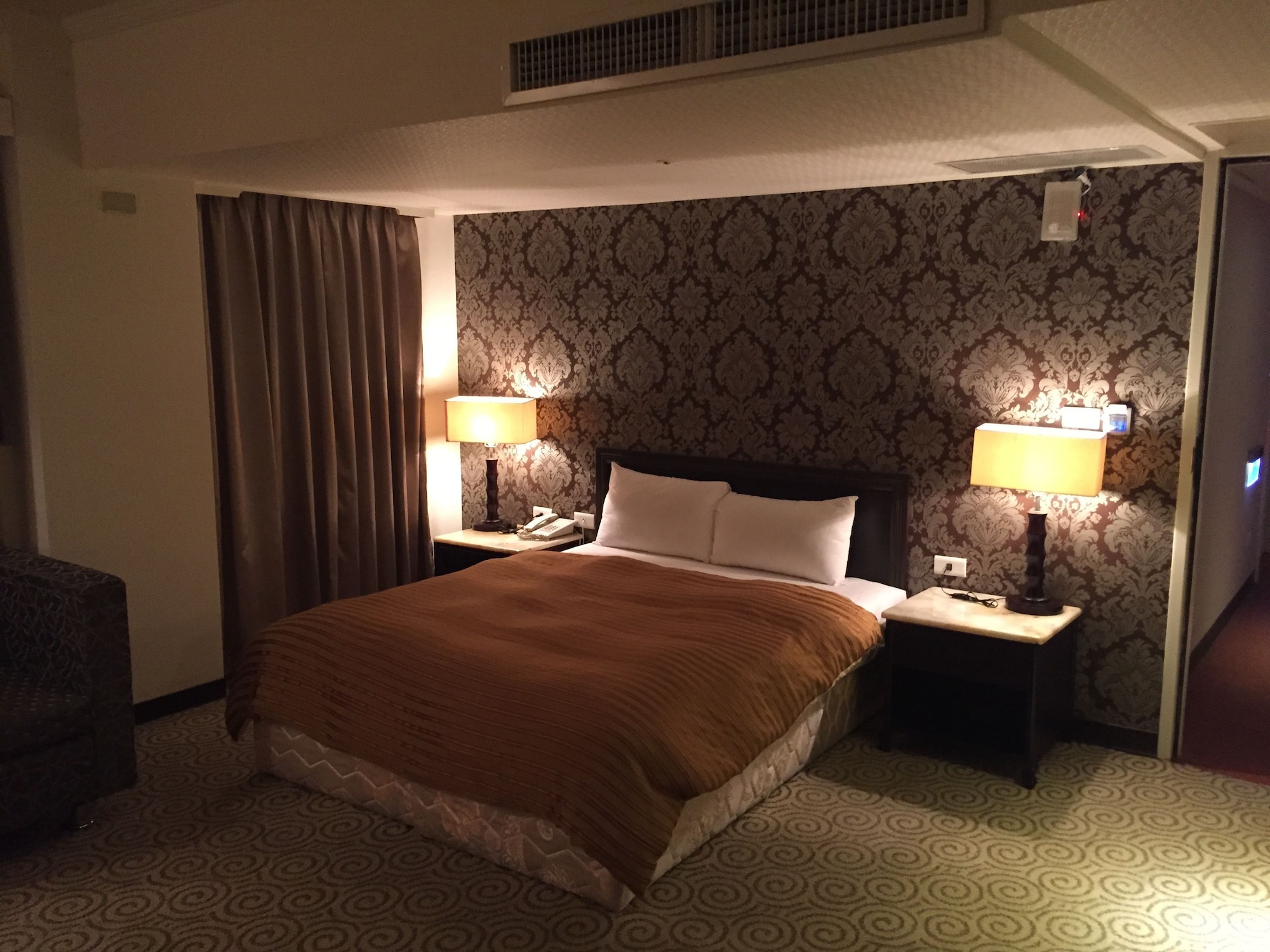 STANDARD, DOUBLE BED