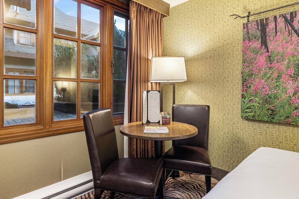 غرفة قياسية بسريرين كوين لذوي الإعاقة، Banff Caribou Lodge & Spa 8/8