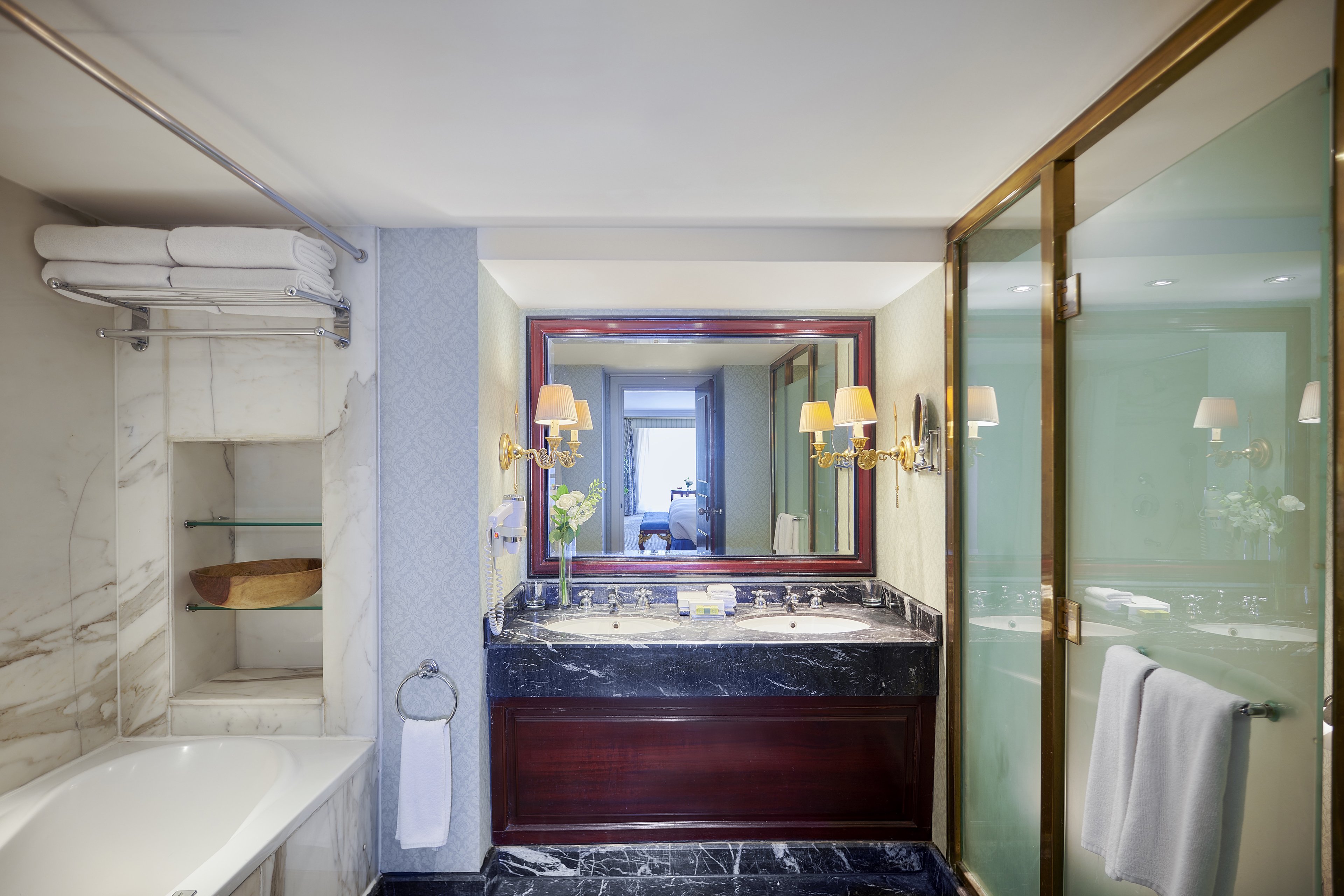 Semiramis Intercontinental Cairo 75/76