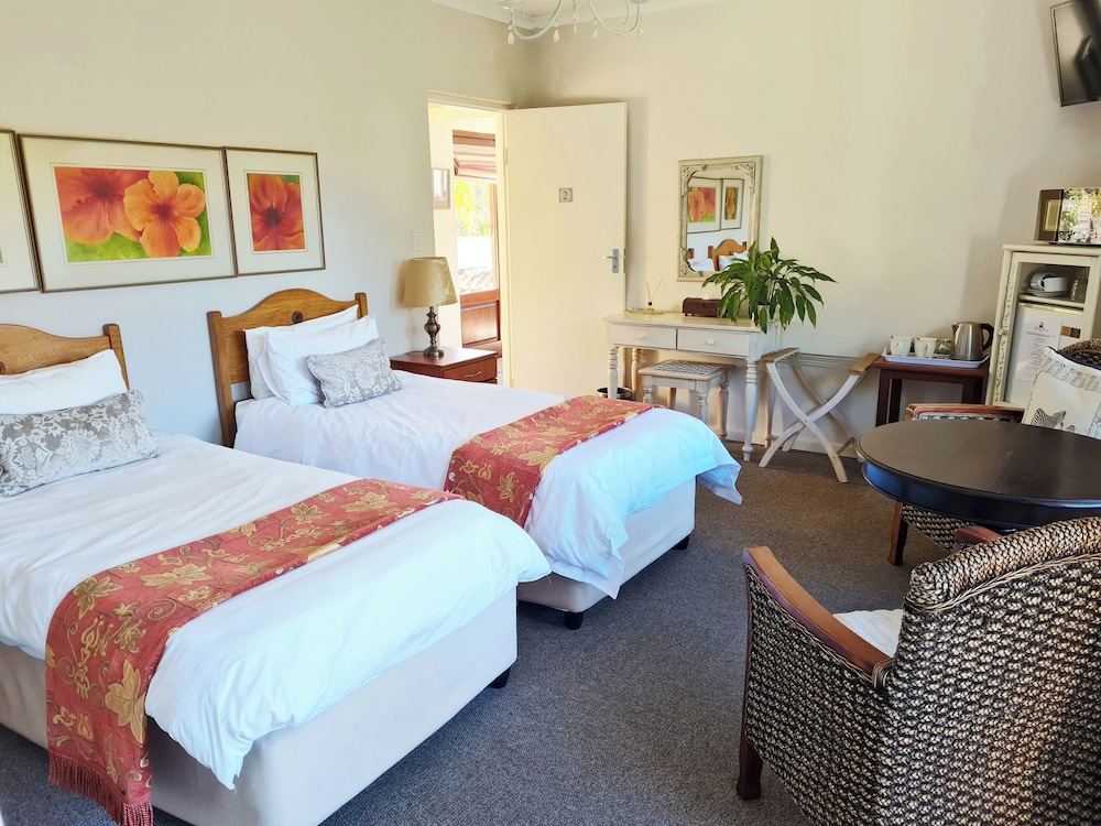 Cherry Berry Guest House 8/39