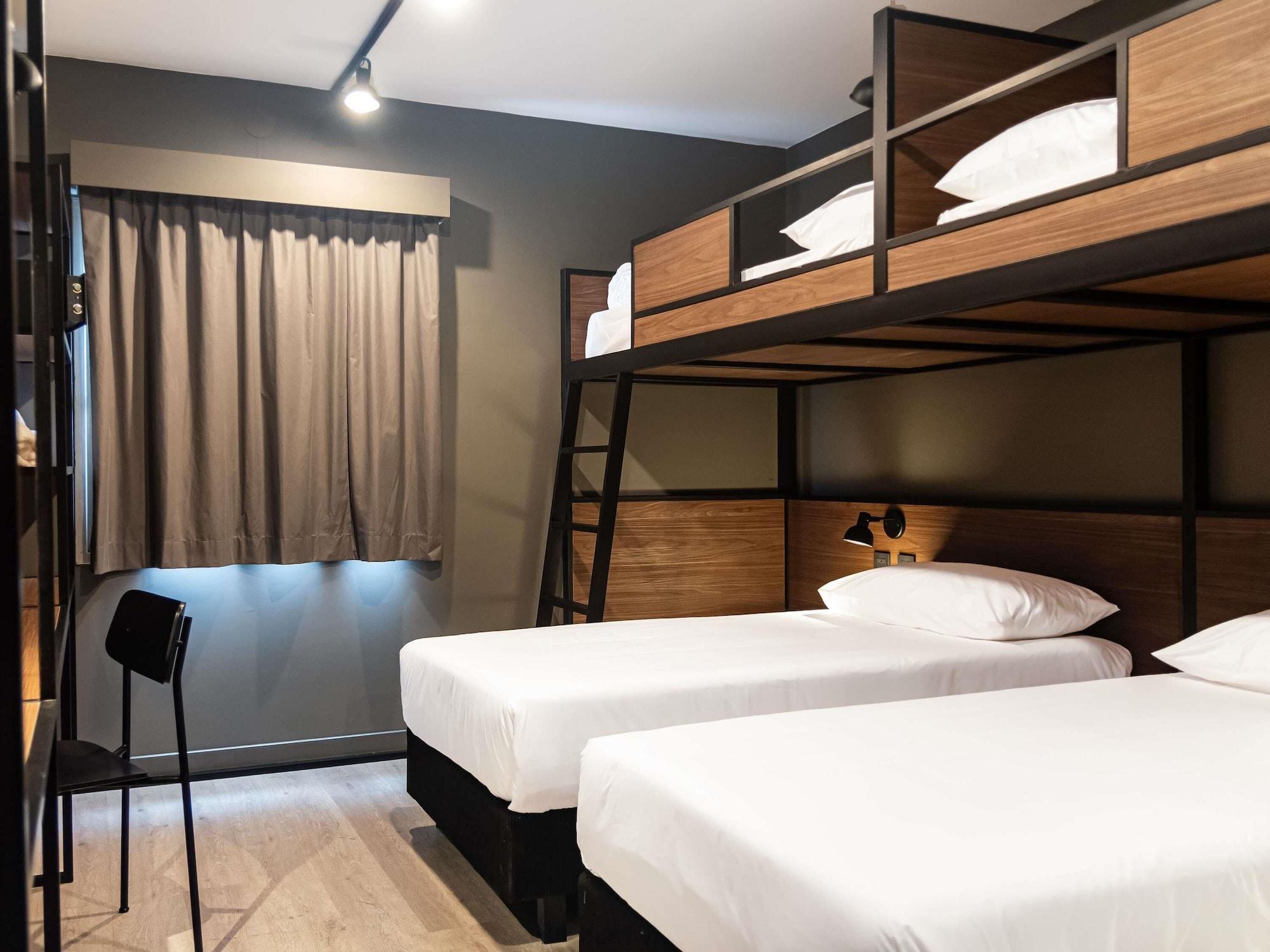 Standard, Multiple Beds