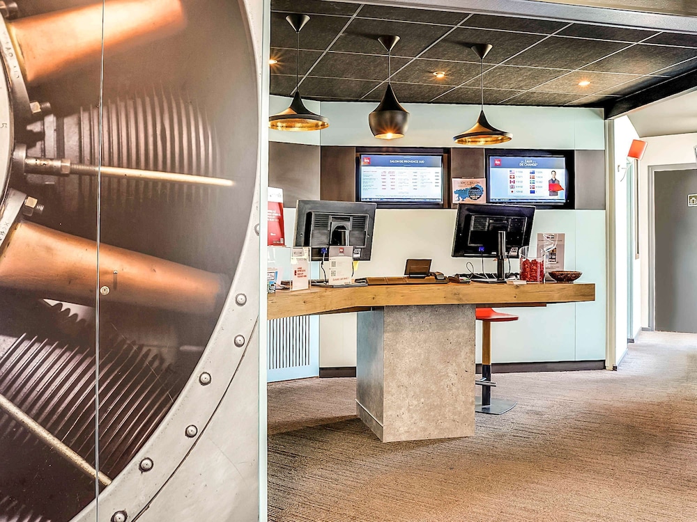 Ibis Salon De Provence Sud 6/61