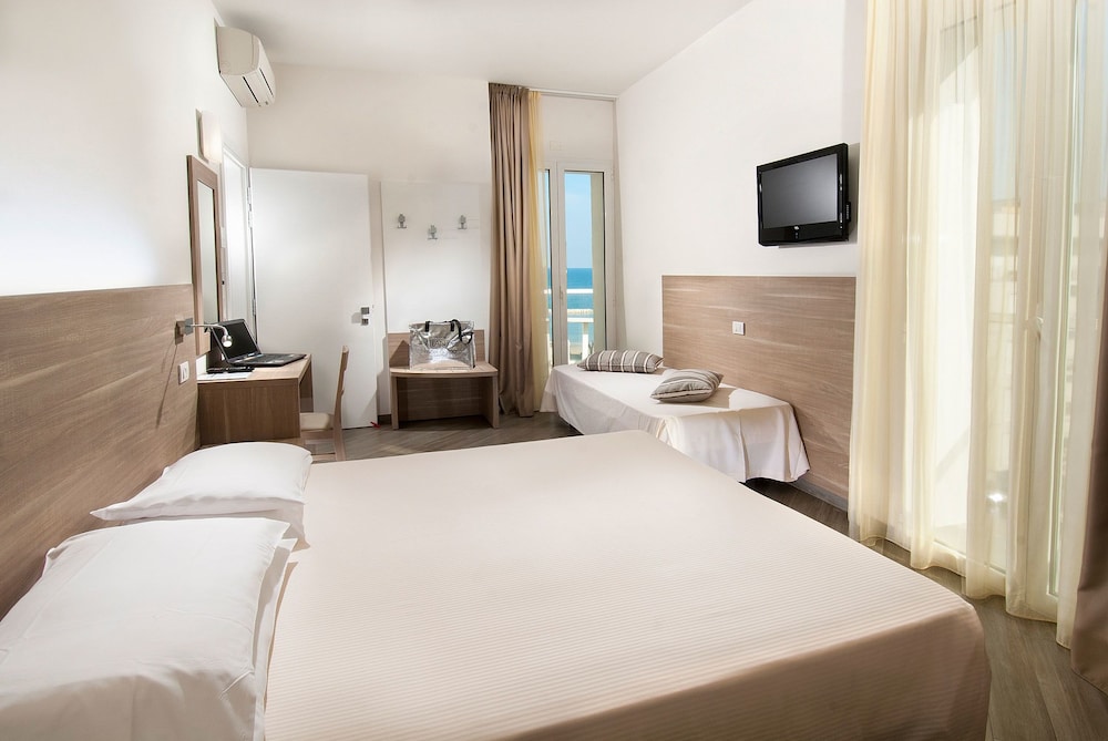 Hotel Atlantic 23/62