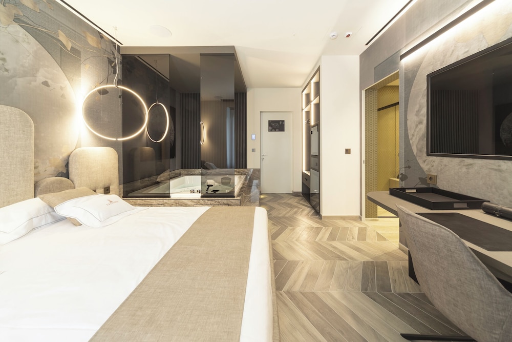 Tritone Luxury Suites Piazza del Popolo 13/29
