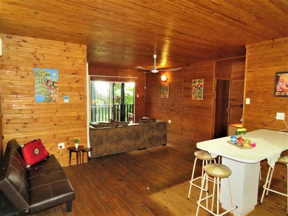 Viewpoint Lodge 17/50