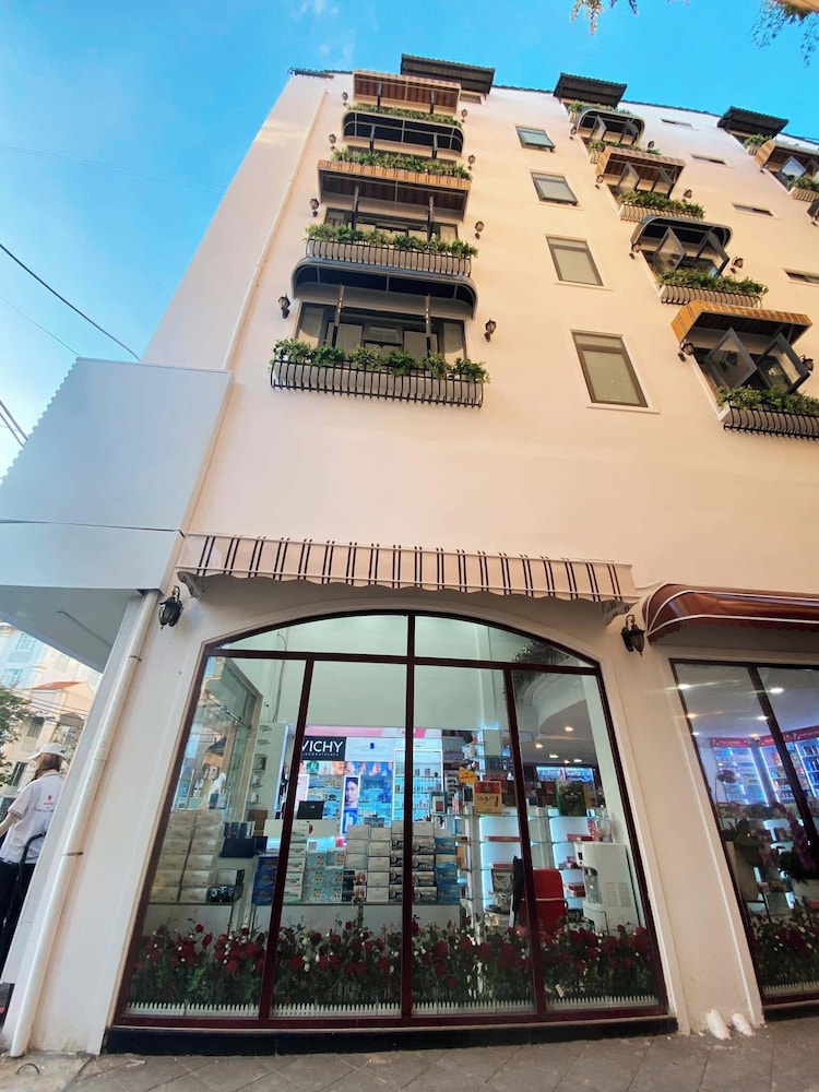 Vkt Hotel 1/48