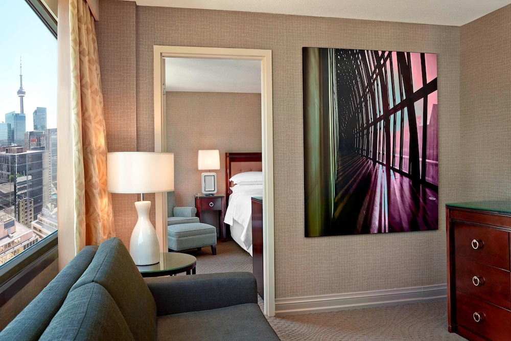 SHERATON CENTRE TORONTO 28/48