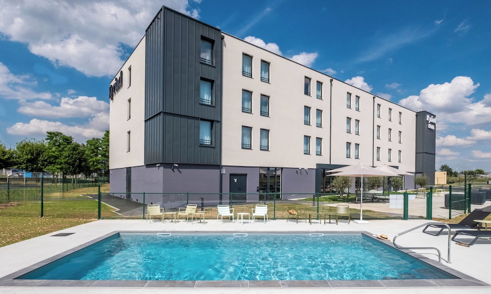 Kyriad Chateauroux Nord - Aeroport 2/50
