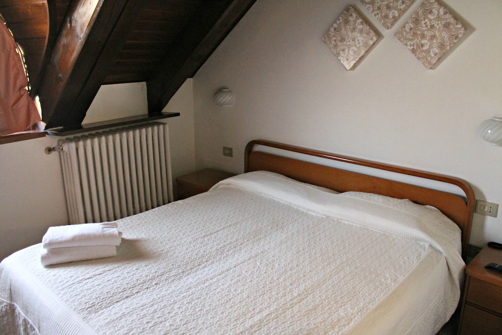 Hotel Stelvio Tirano 25/76