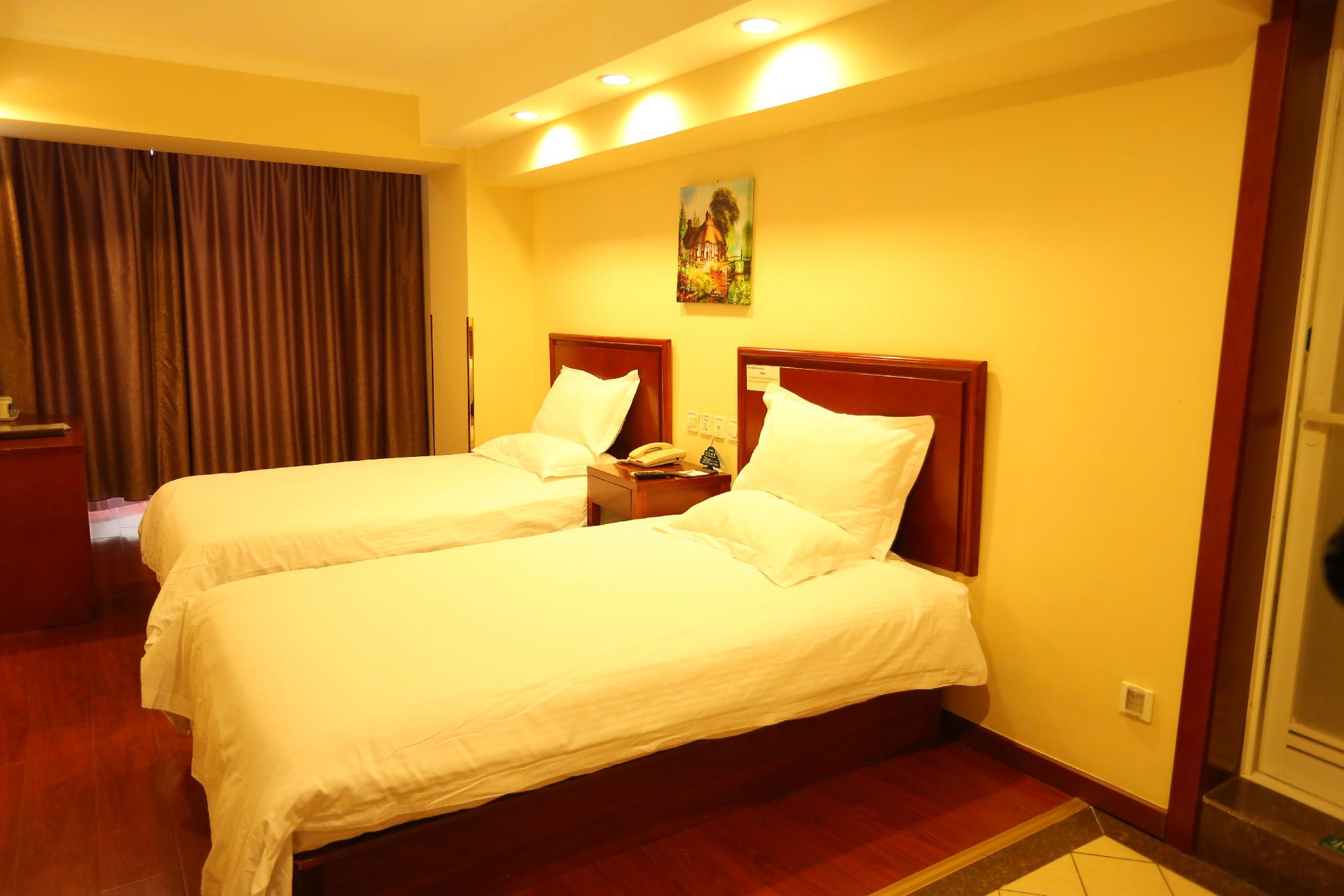 Room at GreenTree Inn Chaoyang Shuangta District Chaoyang Street Fangzhi Road Express Hotel, CHAOYANG