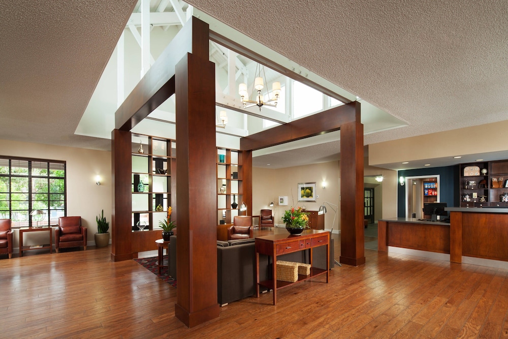 Lobby at Four Points by Sheraton Pleasanton, PLEASANTON - CA