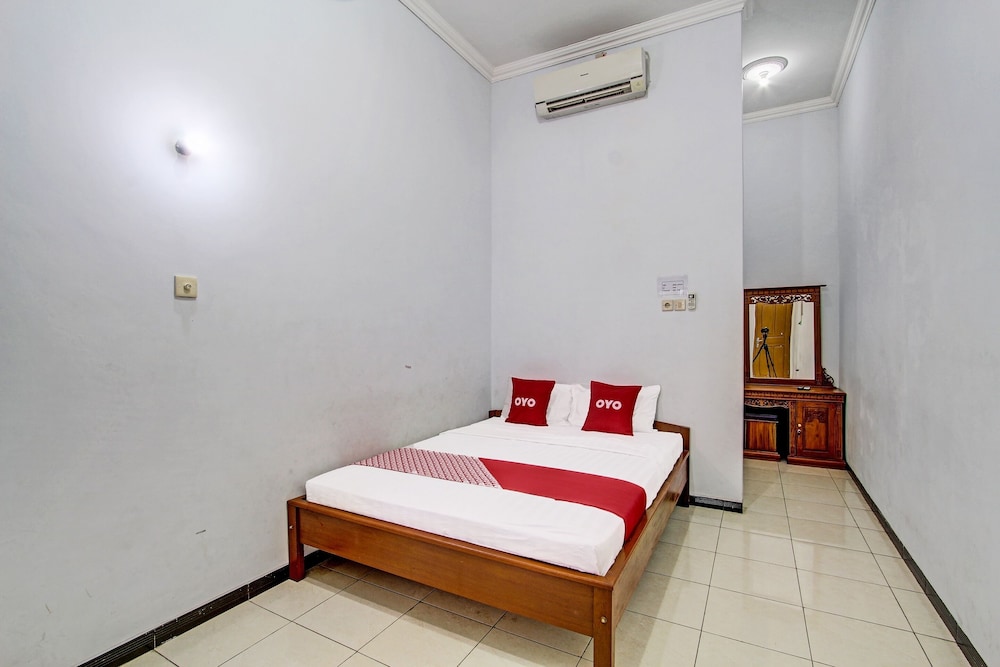 Super OYO 91748 Wisma Pkpri Purworejo 26/48