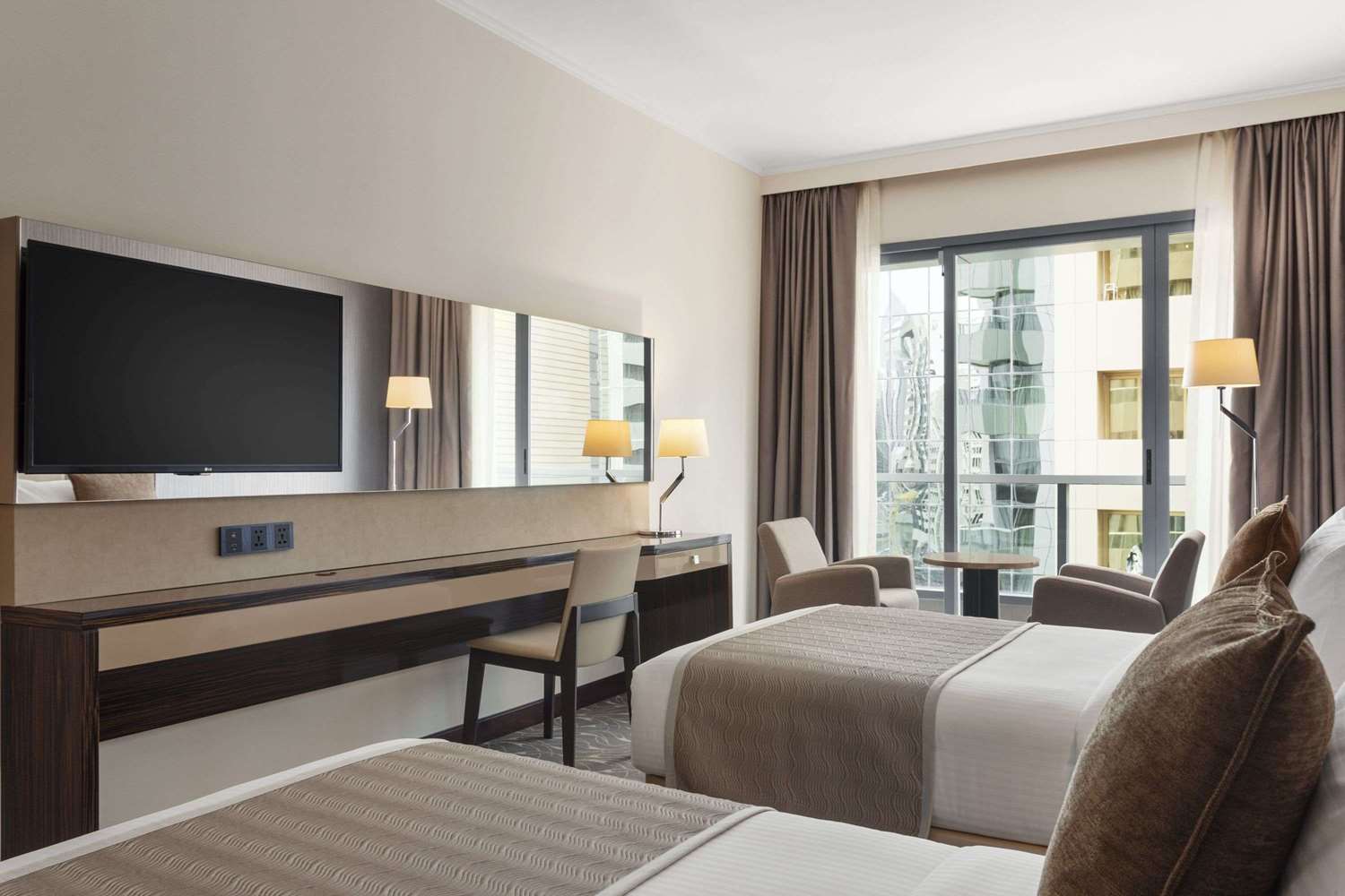 Hawthorn Suites by Wyndham Abu Dhabi City Centre 6/20