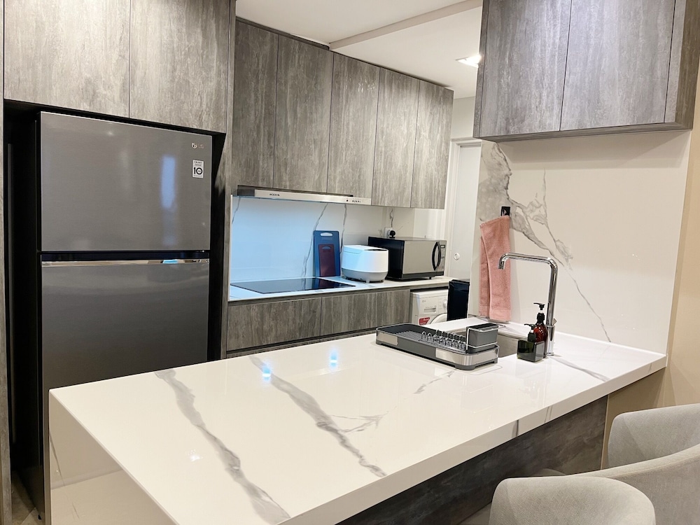 Gold Coast PIK Sea View Apartments by LongeStay 35/58