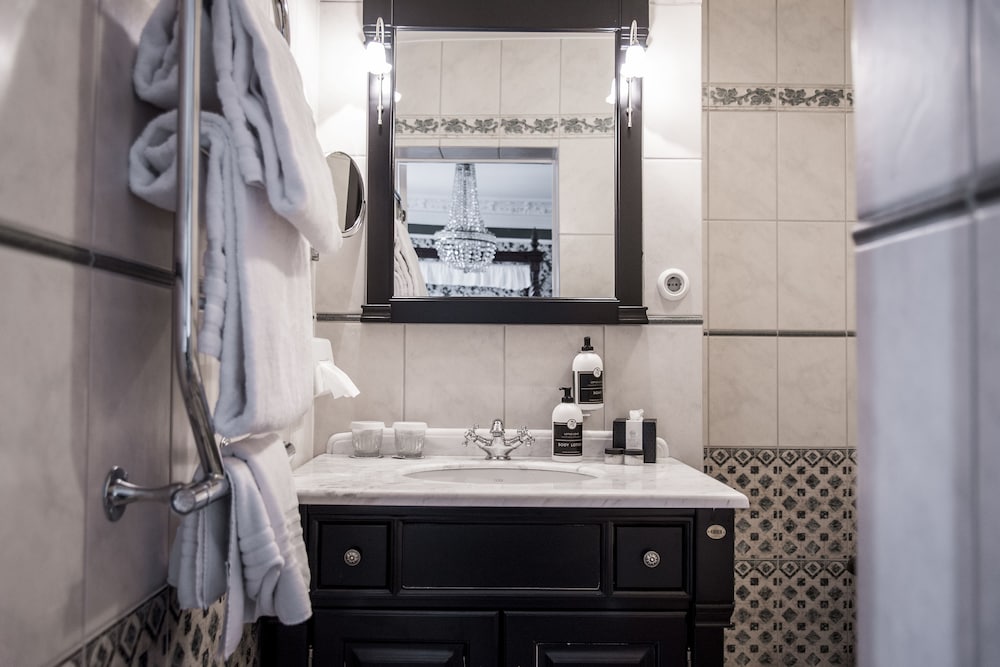 غرفة تنفيذية بسرير كينج بإطلالة على المدينة، Hotel Eggers 8/8