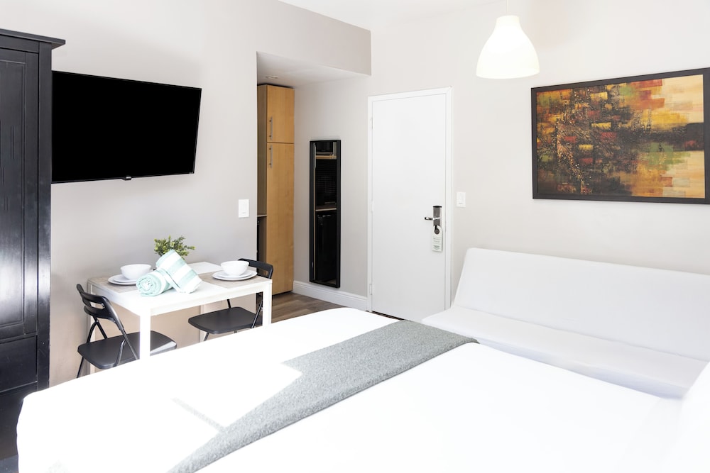 Ocean Reef Suites 26/62