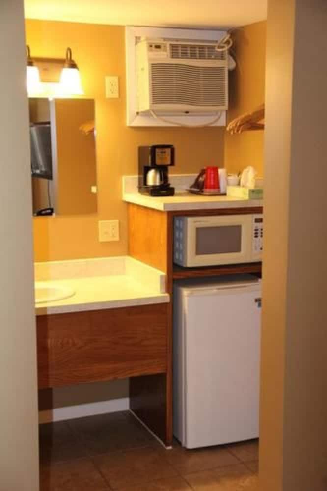 Lakeshor Motor Inn 21/42