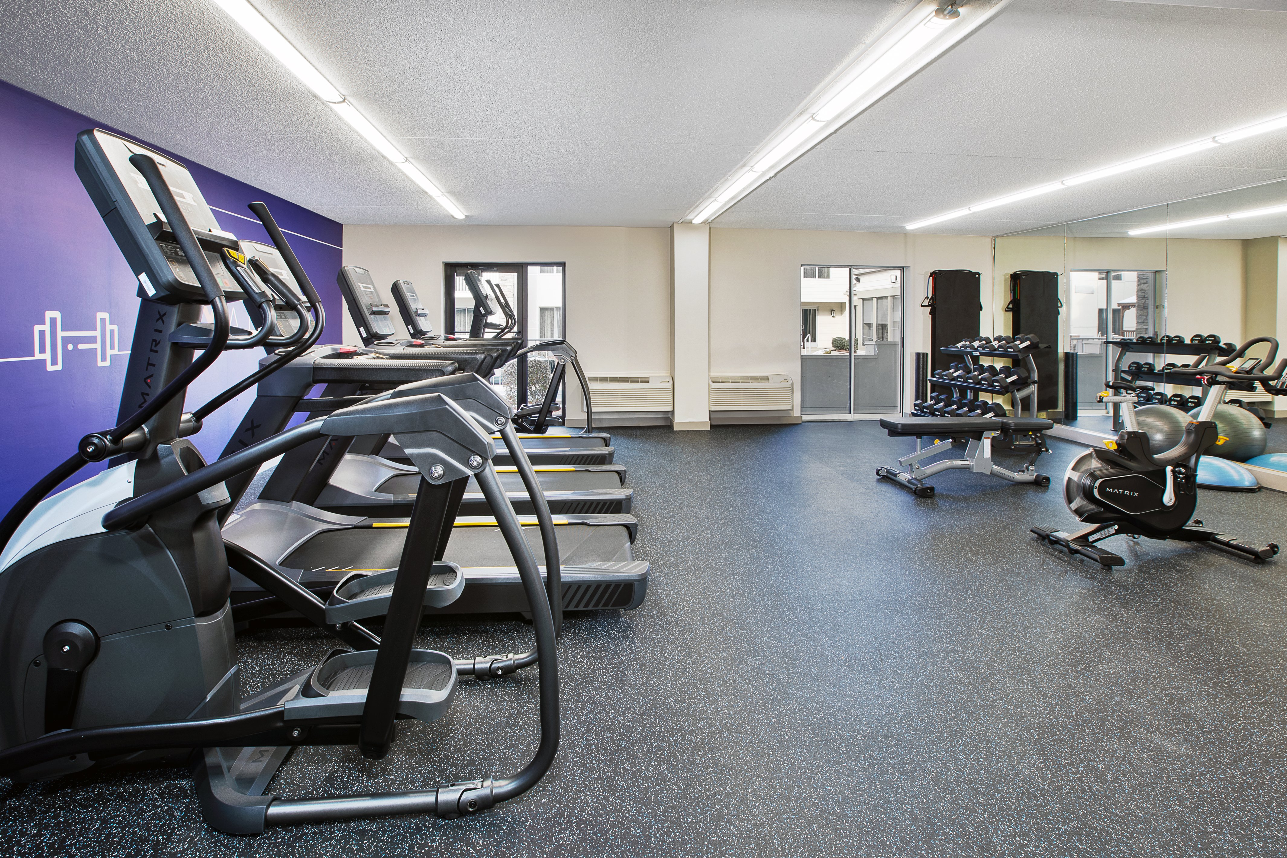 Holiday Inn Express Hotel And Suites Pittsburgh Airport 35/64