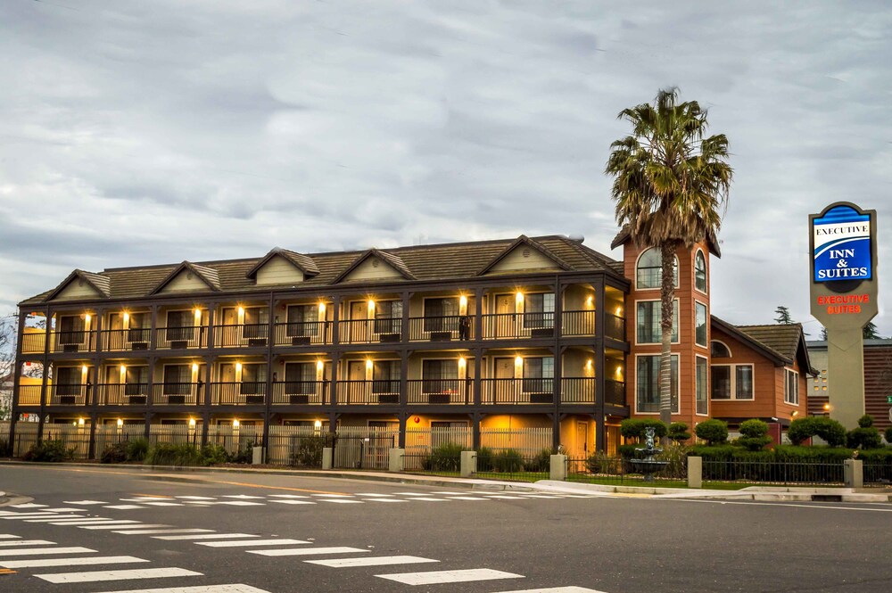 Executive Inn And Suites Sacramento 2/43