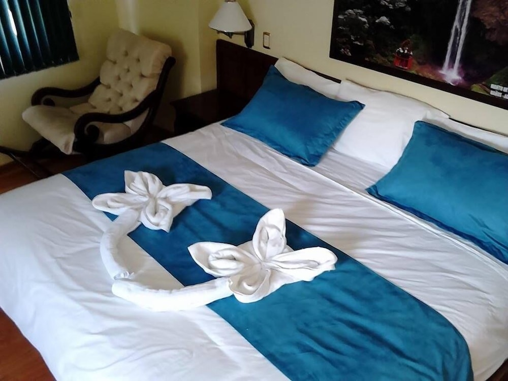 Hotel Donde Marcelo 25/68