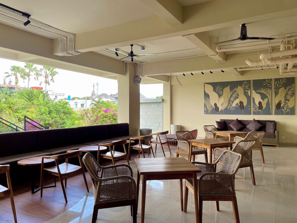 Anaya Hotel Canggu 45/60