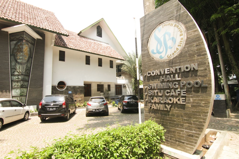 Grand Situ Buleud Hotel 16/18