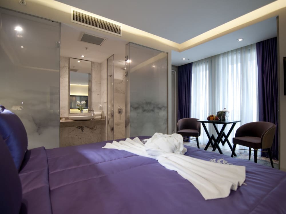 TK Taxim Bosphorus Hotel 10/50