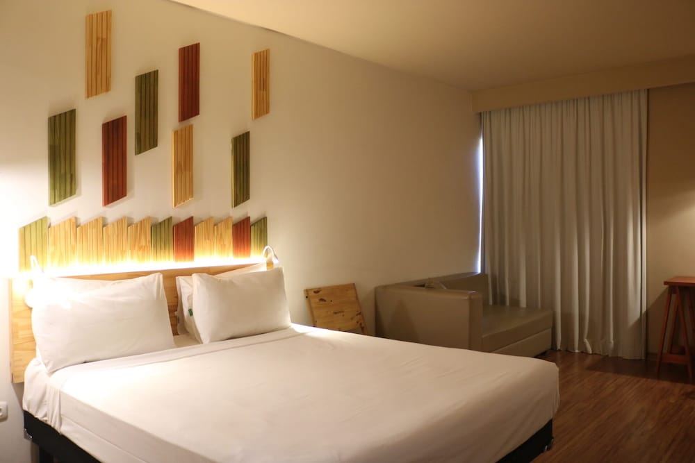 Standard Dbl Bed