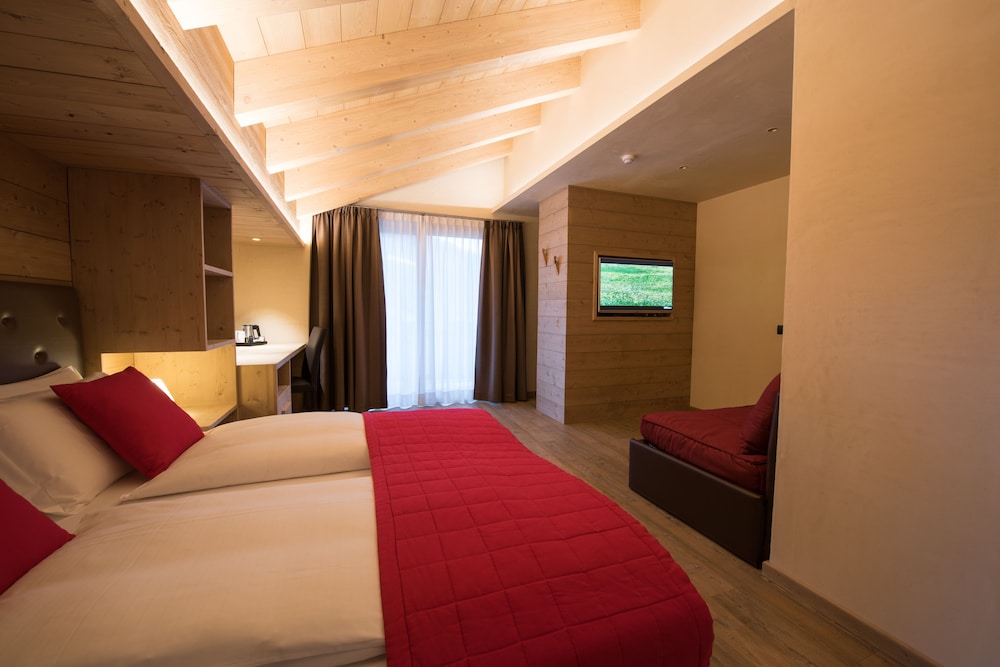 Francesin Hotel 27/79