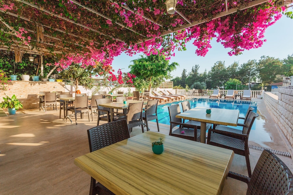 Koza Hotel 20/32