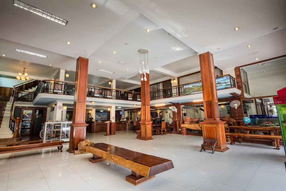 Seng Hout Hotel 45/53