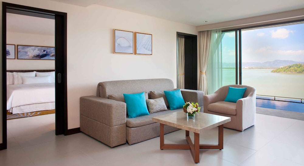 The Westin Siray Bay Resort & Spa Phuket 34/68