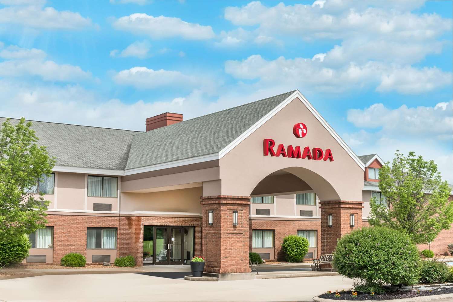Ramada By Wyndham Vandalia 2/28